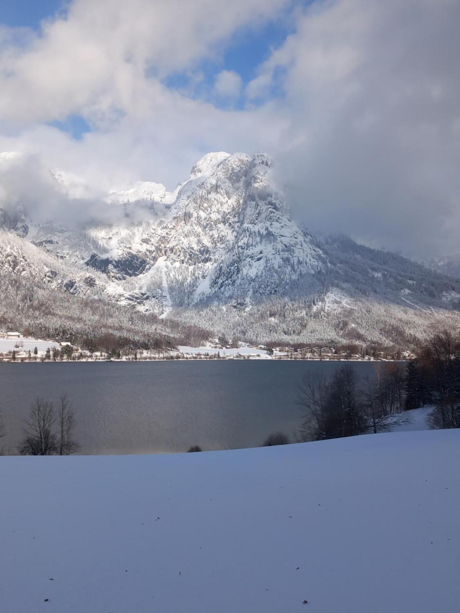 Appartement S'Rastl Direkt Mit Bergpanorama à Grundlsee Extérieur photo